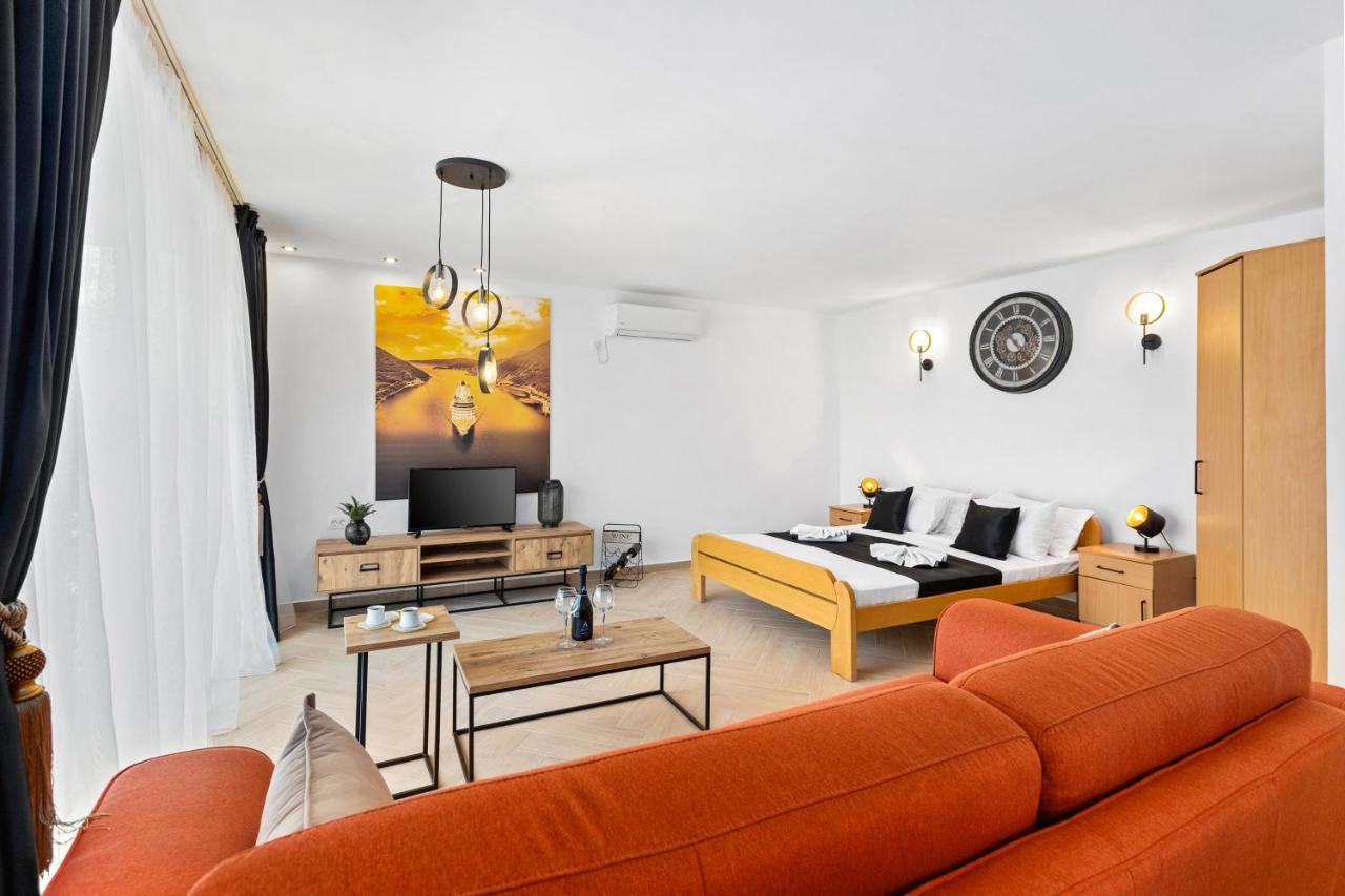 Apartments Casa Mia Cattaro Esterno foto