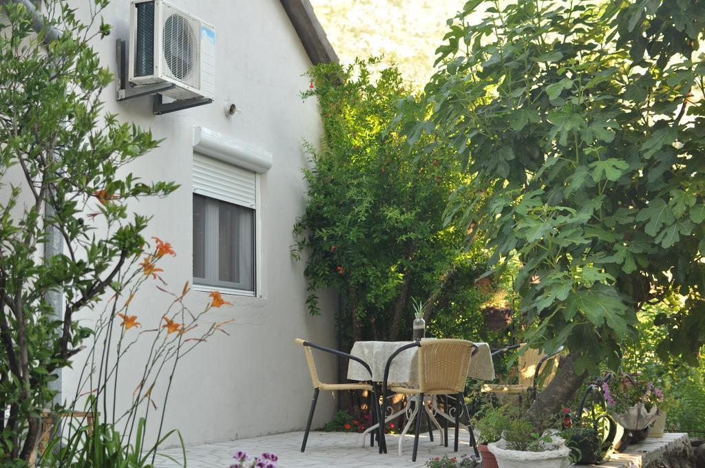 Apartments Casa Mia Cattaro Esterno foto